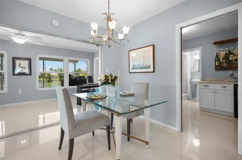 524 S Neponsit Drive Venice FL 34293
