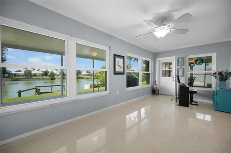 524 S Neponsit Drive Venice FL 34293