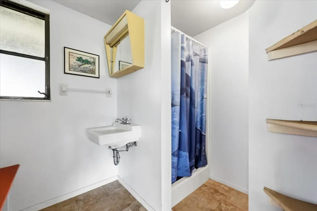 5850 Vanderipe Road Sarasota FL 34241
