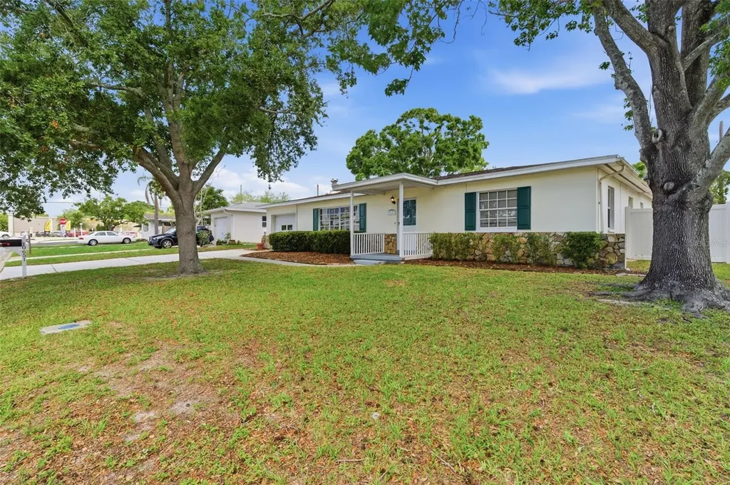 10651 125th Avenue Largo FL 33773