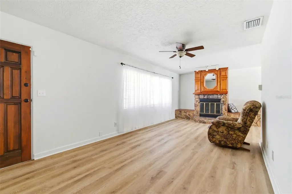 10651 125th Avenue Largo FL 33773
