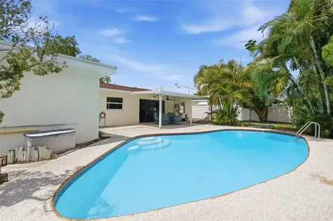 10651 125th Avenue Largo FL 33773