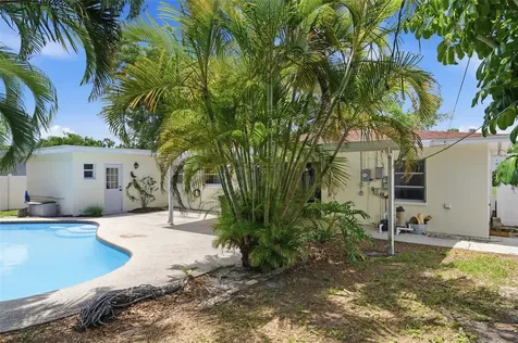 10651 125th Avenue Largo FL 33773