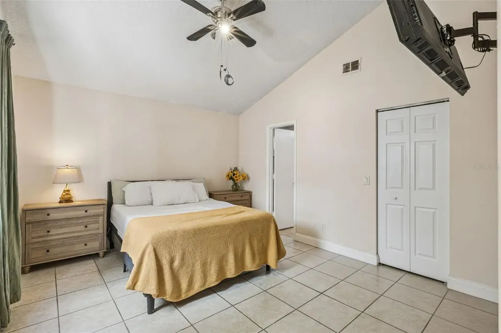 596 Swallow Court Apopka FL 32712