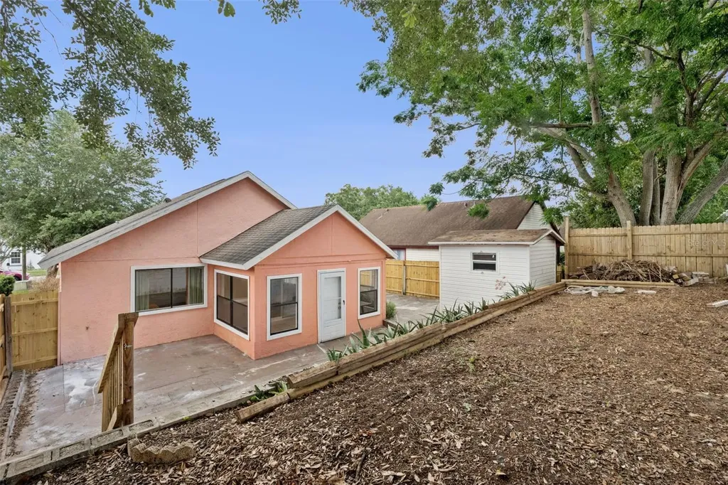 596 Swallow Court Apopka FL 32712
