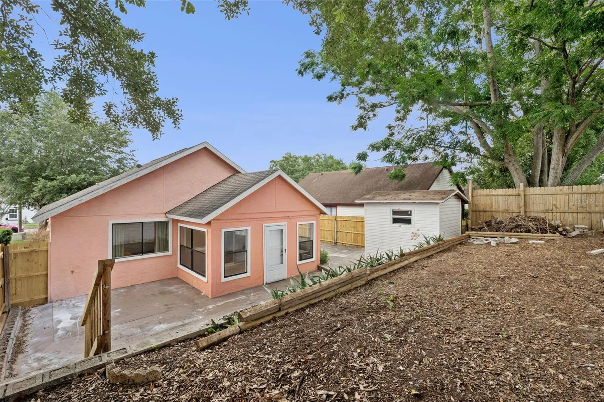 596 Swallow Court Apopka FL 32712