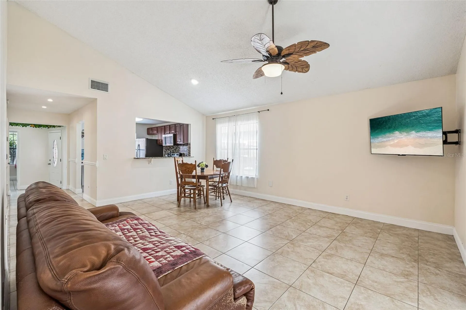 596 Swallow Court Apopka FL 32712