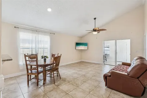 596 Swallow Court Apopka FL 32712