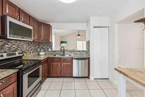 596 Swallow Court Apopka FL 32712