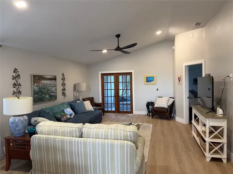 5514 Kentucky Avenue New Port Richey FL 34652