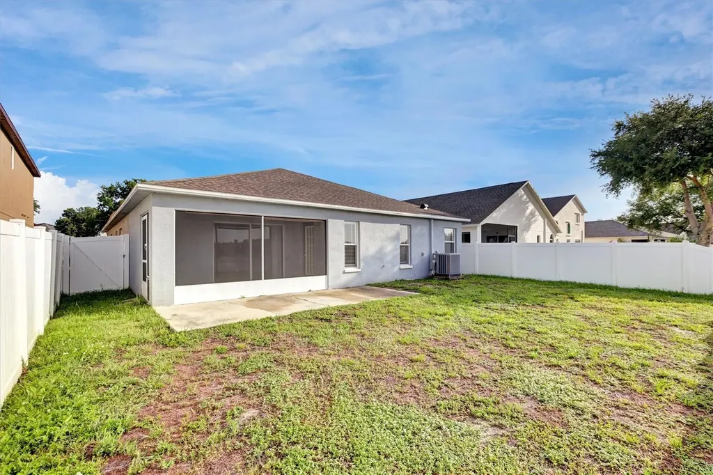 8105 Tar Hollow Drive Gibsonton FL 33534