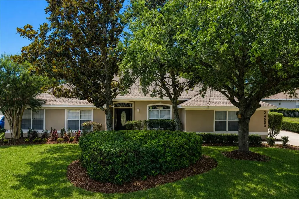 24600 Calusa Boulevard Eustis FL 32736