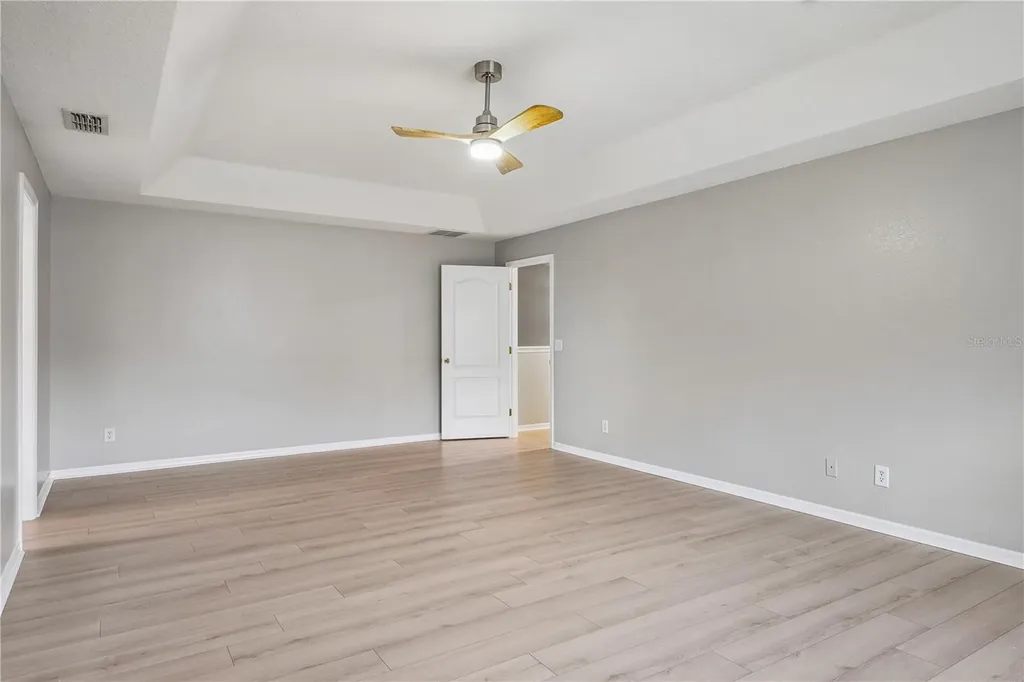 24600 Calusa Boulevard Eustis FL 32736