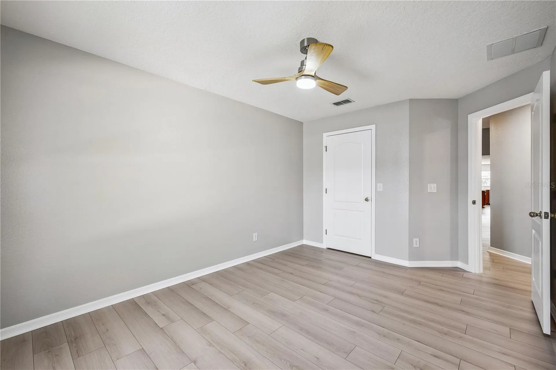 24600 Calusa Boulevard Eustis FL 32736