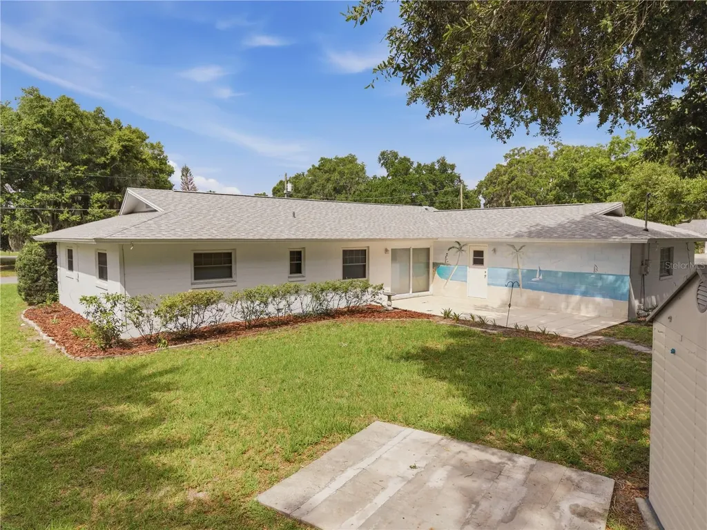 1371 Fair Oaks Avenue Kissimmee FL 34744