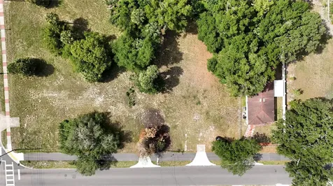 41 E Michael Gladden Boulevard Apopka FL 32703