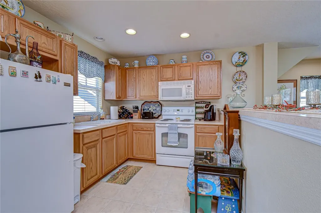 6135 Churchside Drive Lithia FL 33547