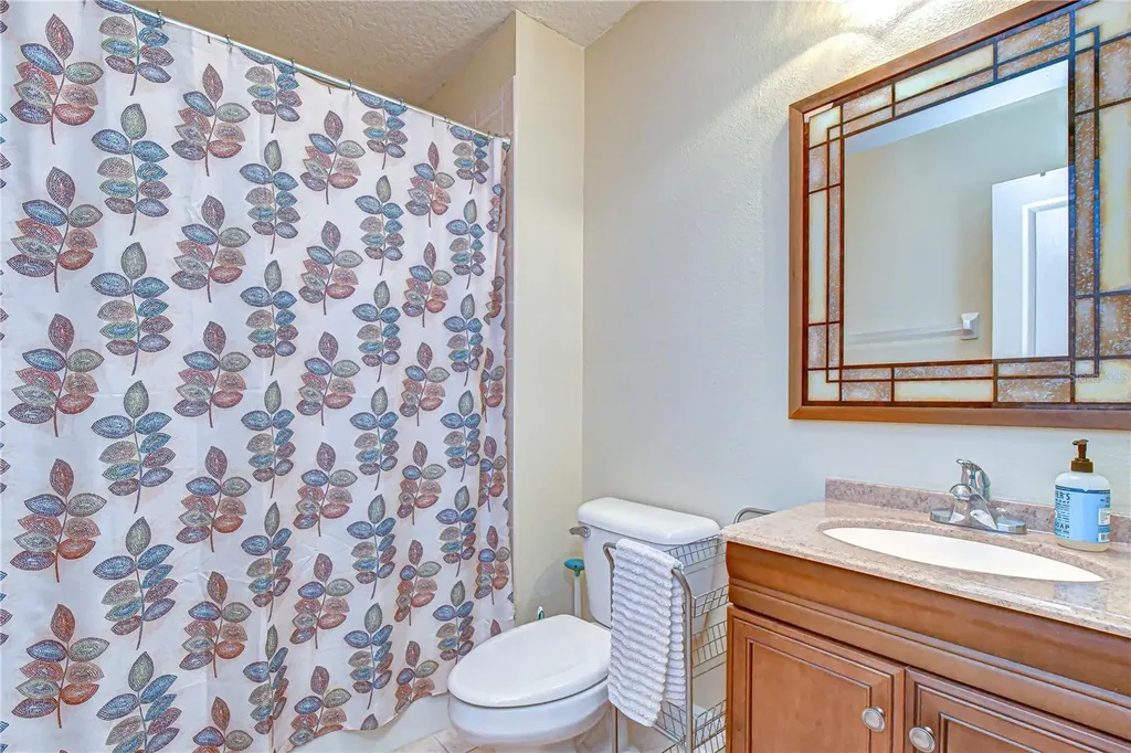 6135 Churchside Drive Lithia FL 33547