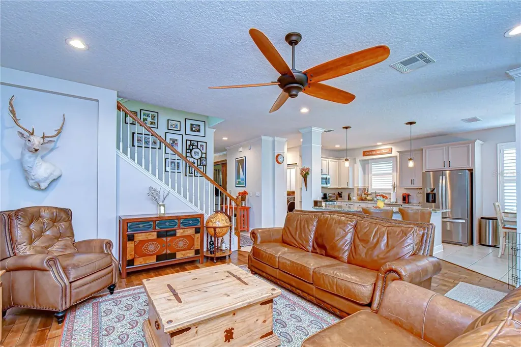 6135 Churchside Drive Lithia FL 33547