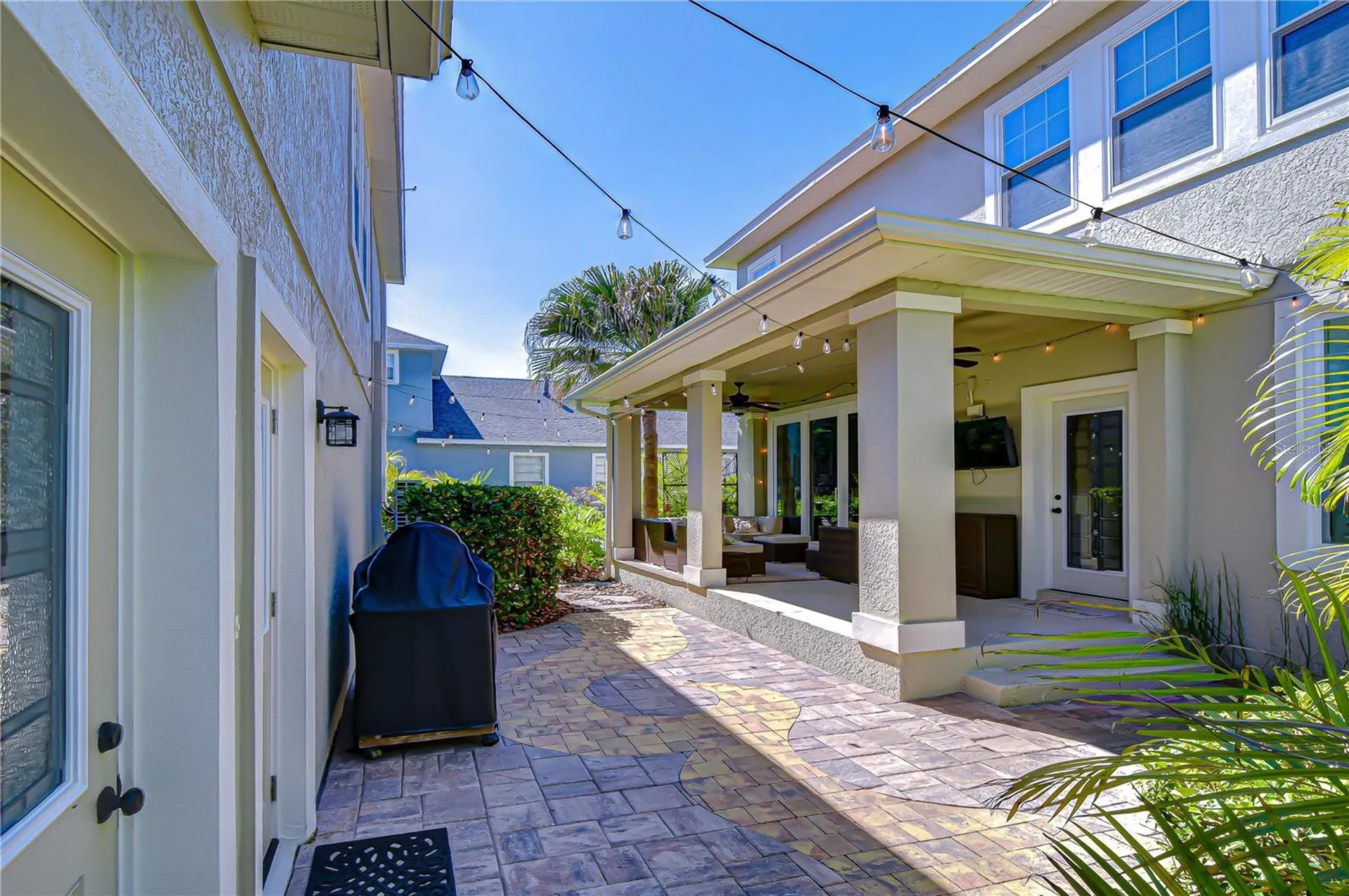 6135 Churchside Drive Lithia FL 33547
