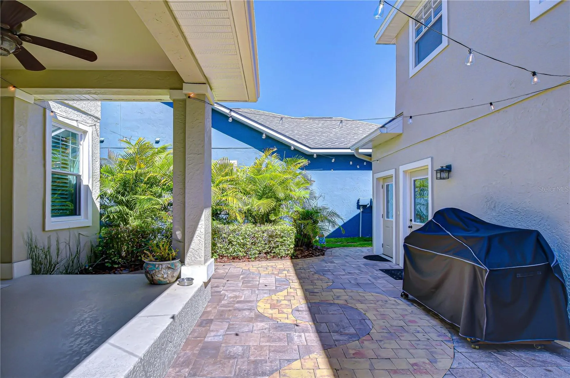 6135 Churchside Drive Lithia FL 33547