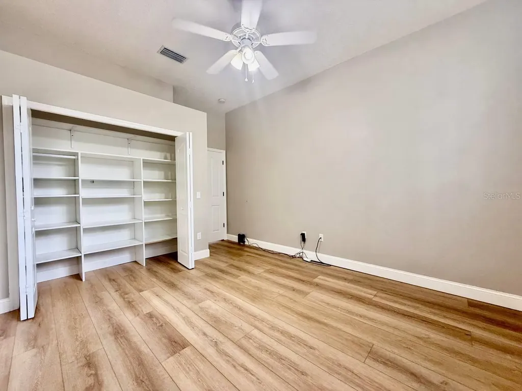 18711 Chaville Road Lutz FL 33558