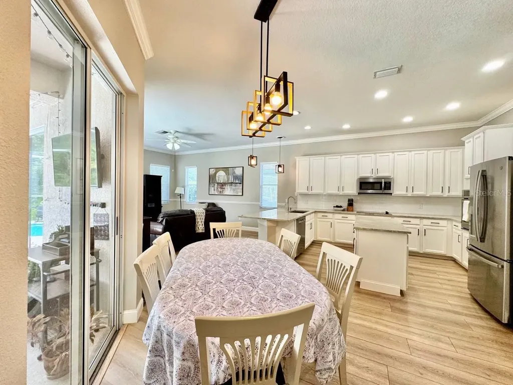 18711 Chaville Road Lutz FL 33558