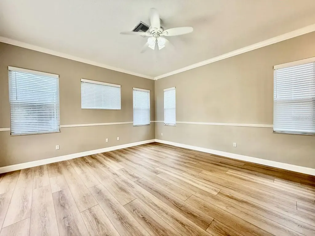 18711 Chaville Road Lutz FL 33558