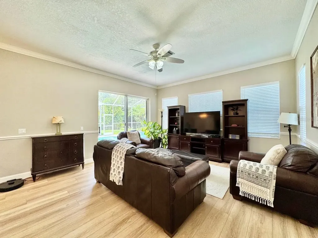 18711 Chaville Road Lutz FL 33558