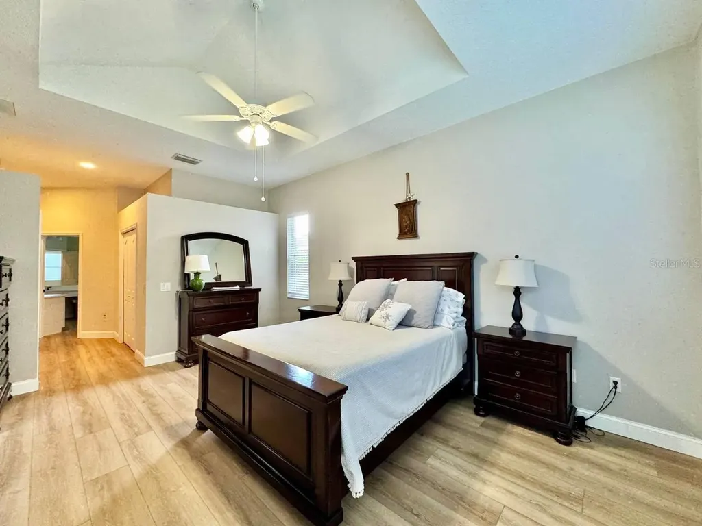 18711 Chaville Road Lutz FL 33558