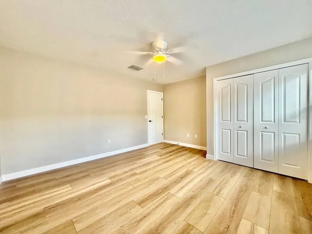 18711 Chaville Road Lutz FL 33558