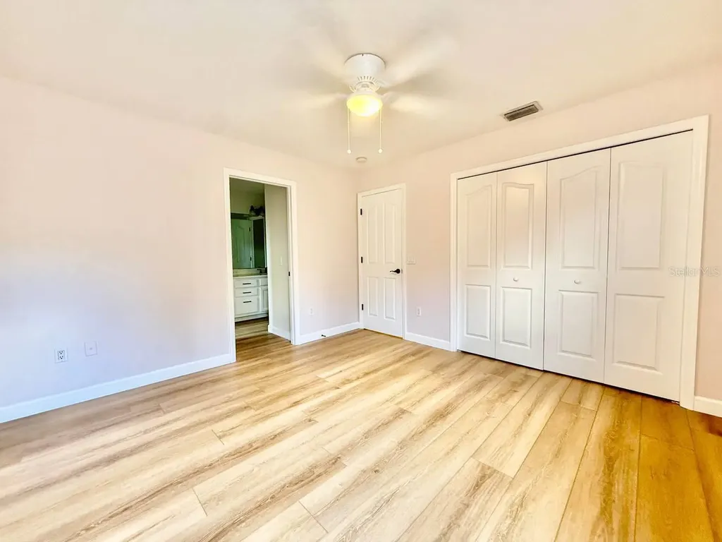18711 Chaville Road Lutz FL 33558