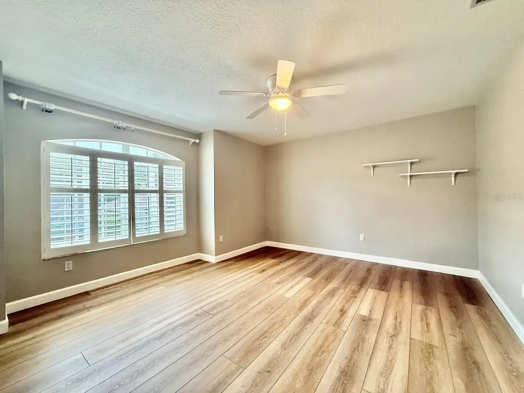 18711 Chaville Road Lutz FL 33558