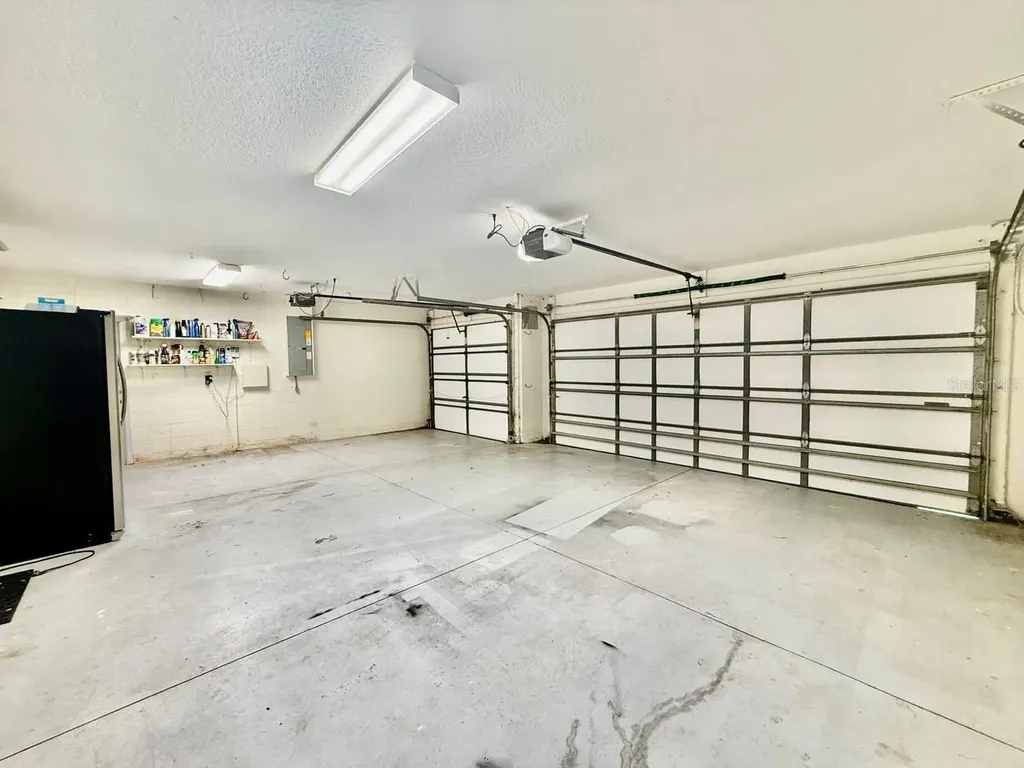 18711 Chaville Road Lutz FL 33558