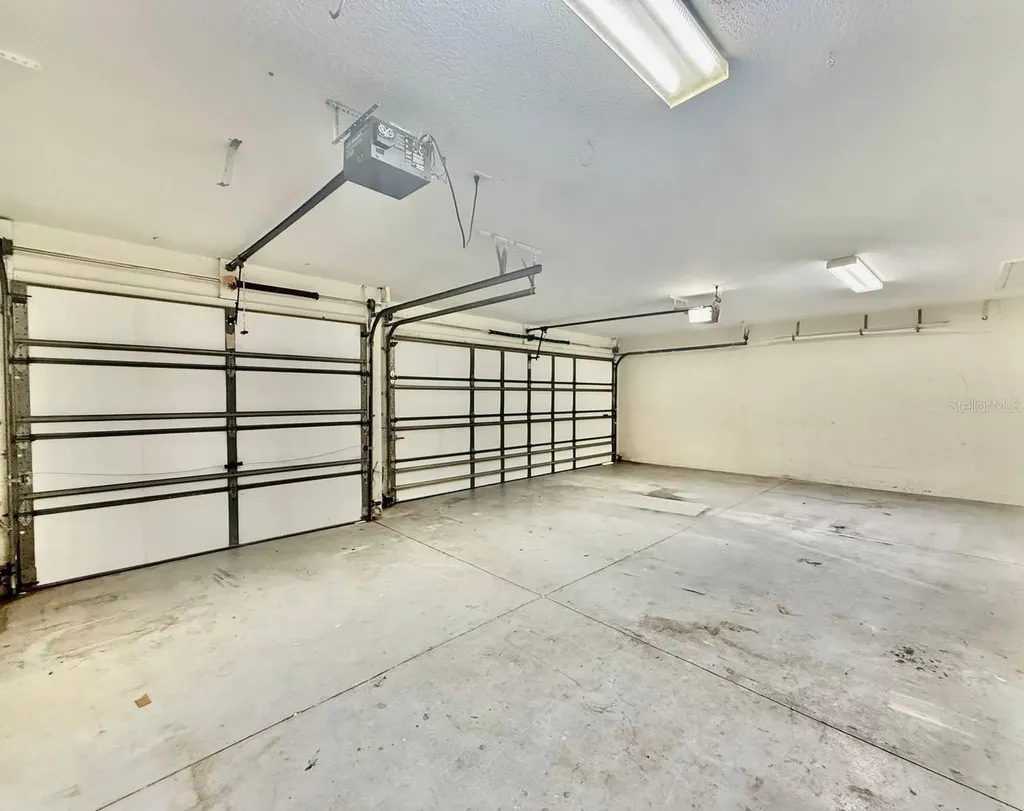 18711 Chaville Road Lutz FL 33558
