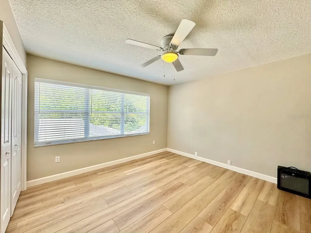 18711 Chaville Road Lutz FL 33558