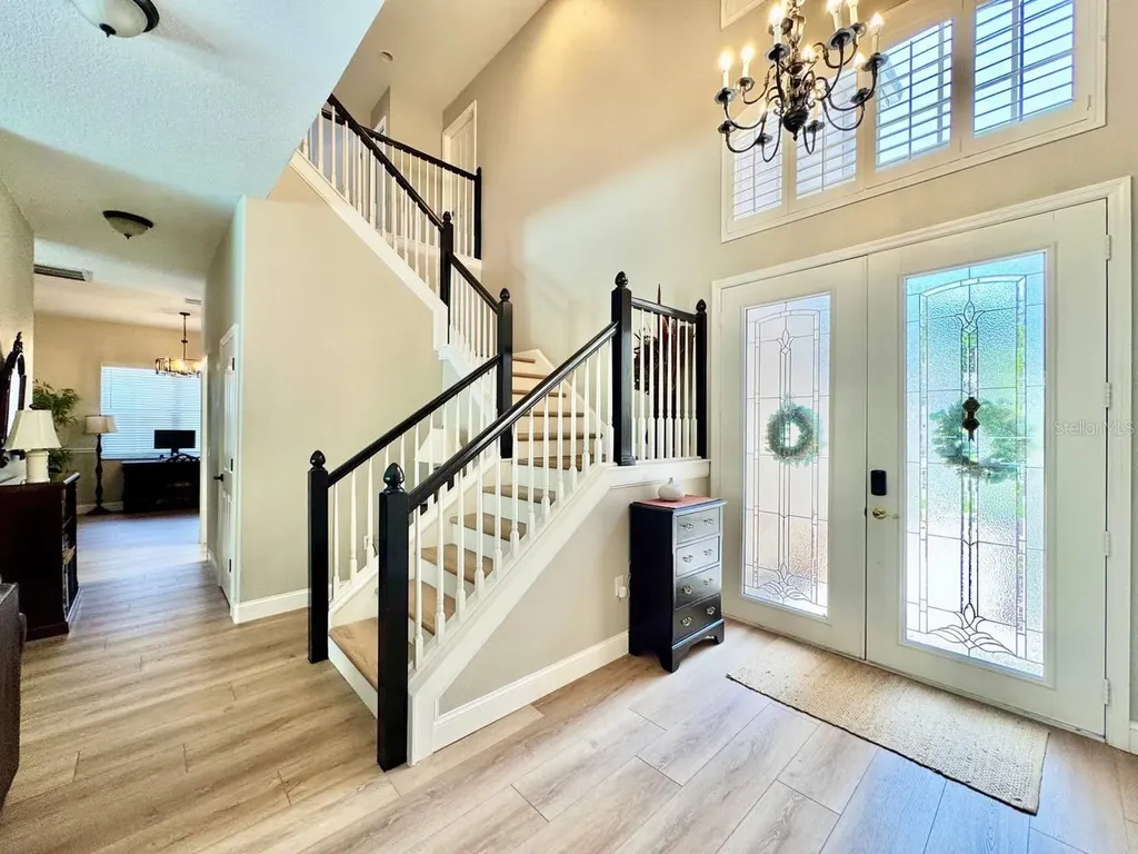 18711 Chaville Road Lutz FL 33558