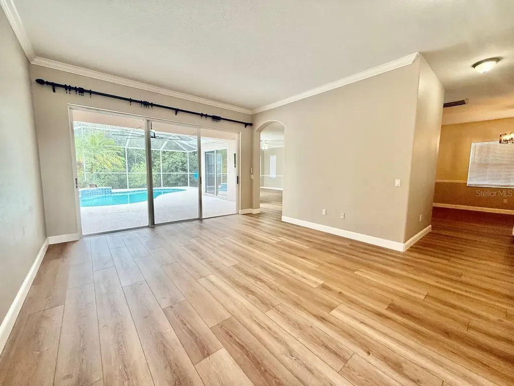 18711 Chaville Road Lutz FL 33558