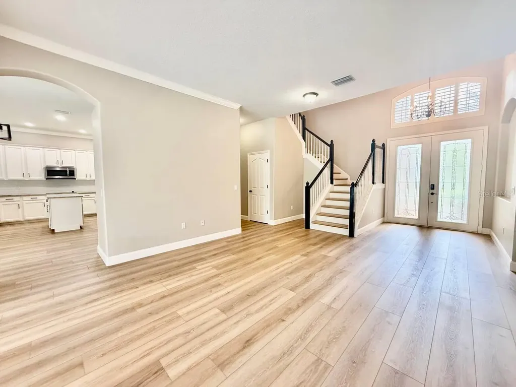 18711 Chaville Road Lutz FL 33558