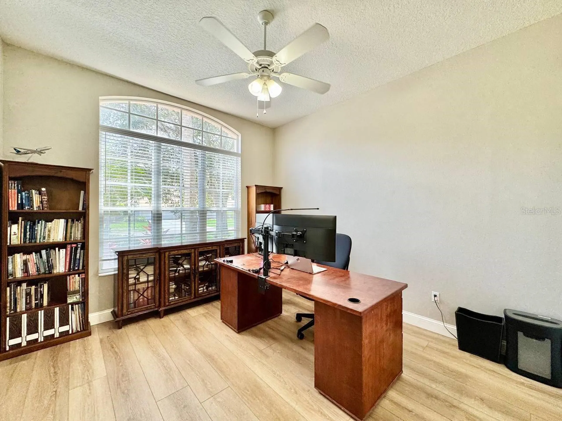 18711 Chaville Road Lutz FL 33558
