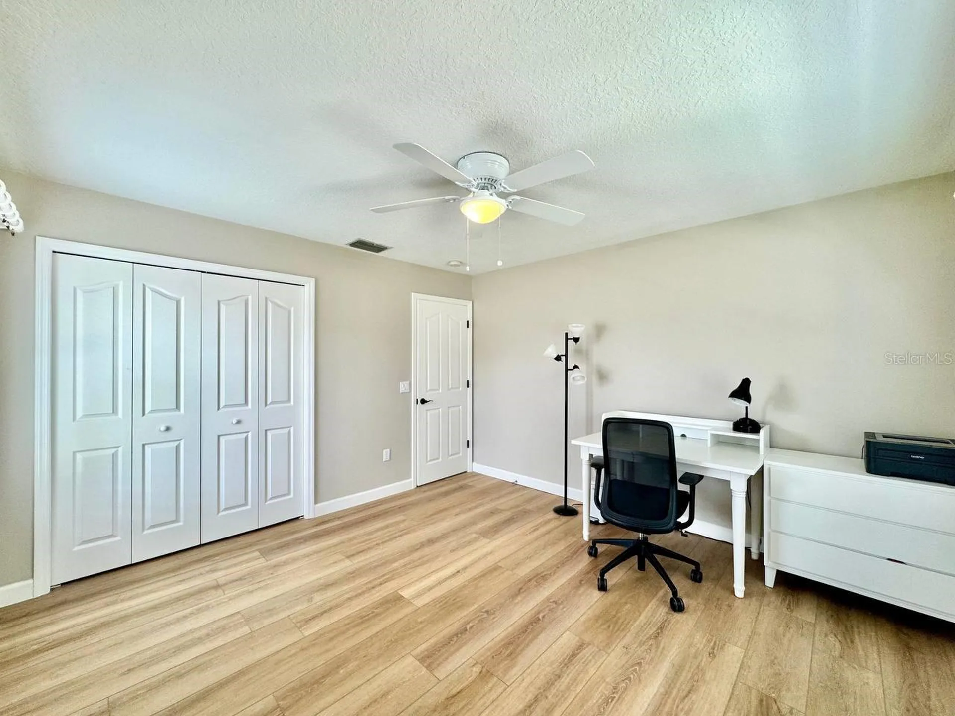 18711 Chaville Road Lutz FL 33558