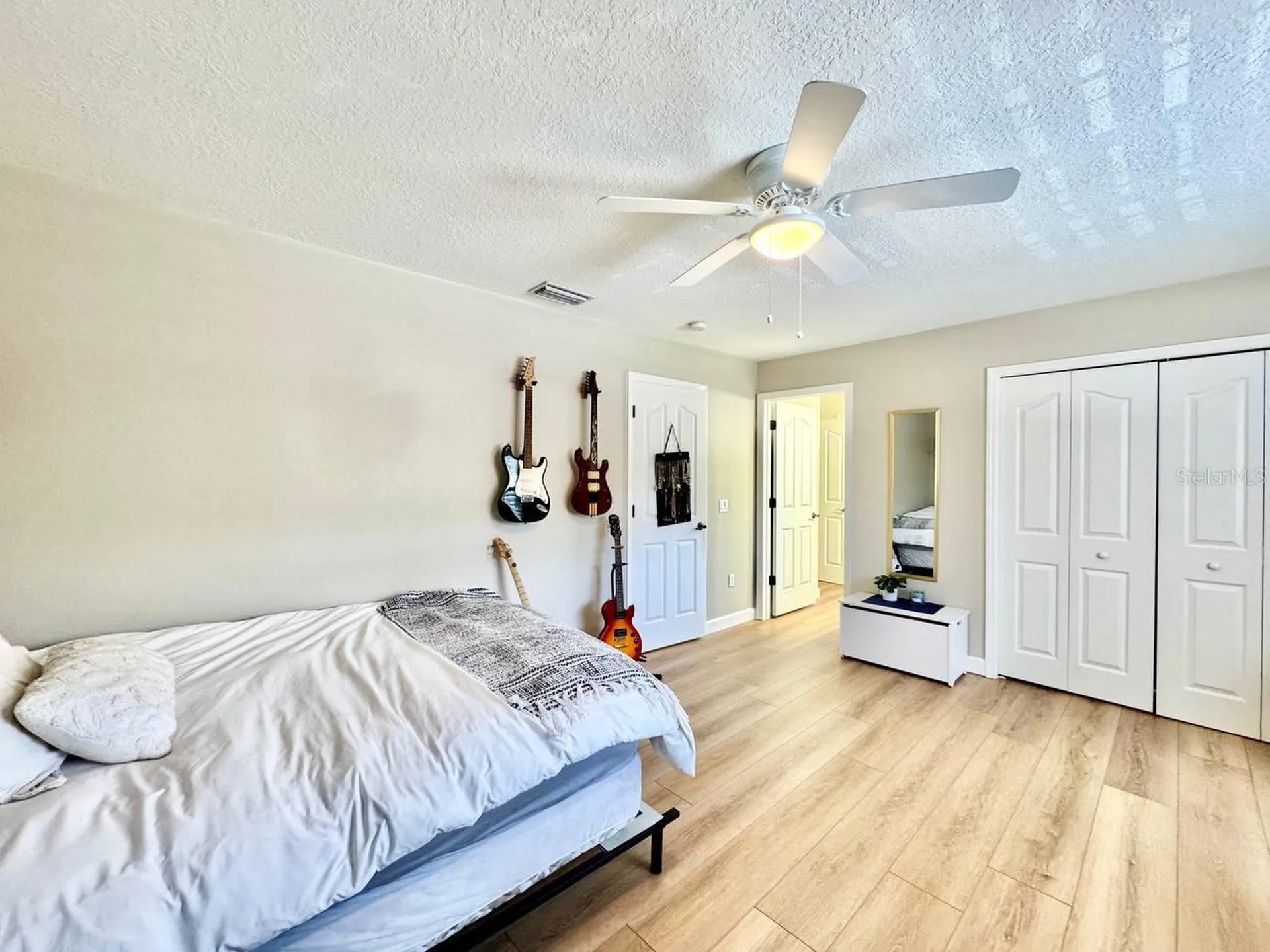 18711 Chaville Road Lutz FL 33558