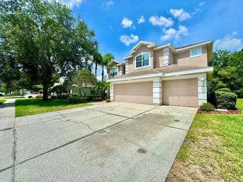 18711 Chaville Road Lutz FL 33558