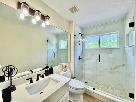 18711 Chaville Road Lutz FL 33558
