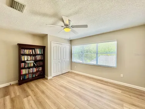 18711 Chaville Road Lutz FL 33558