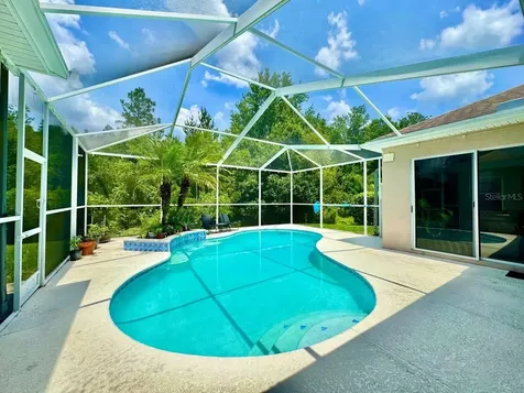 18711 Chaville Road Lutz FL 33558