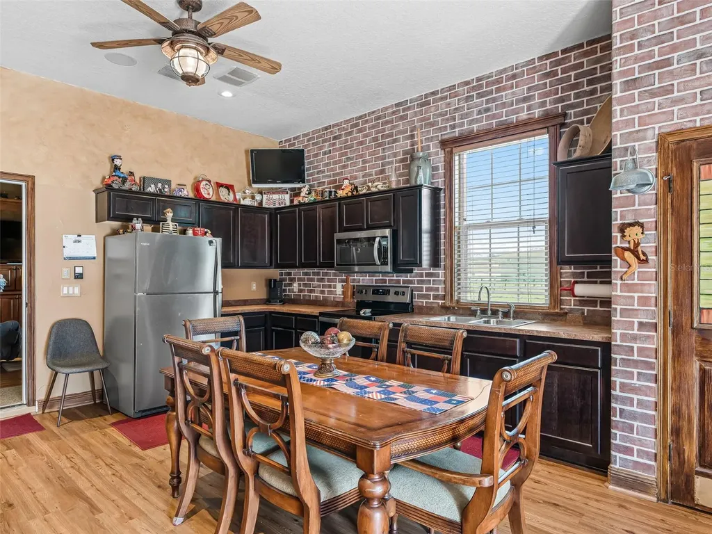 2223 Cr 543 Sumterville FL 33585