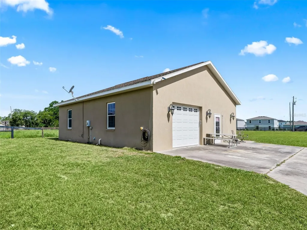 2223 Cr 543 Sumterville FL 33585