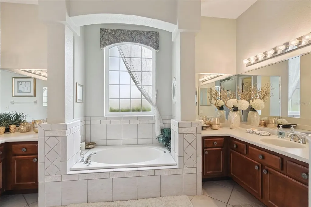 7950 Sea Pearl Circle Kissimmee FL 34747