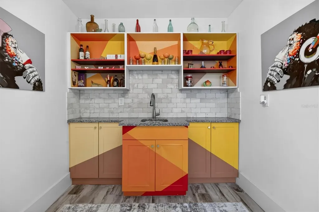 212 S Glenwood Avenue Orlando FL 32803